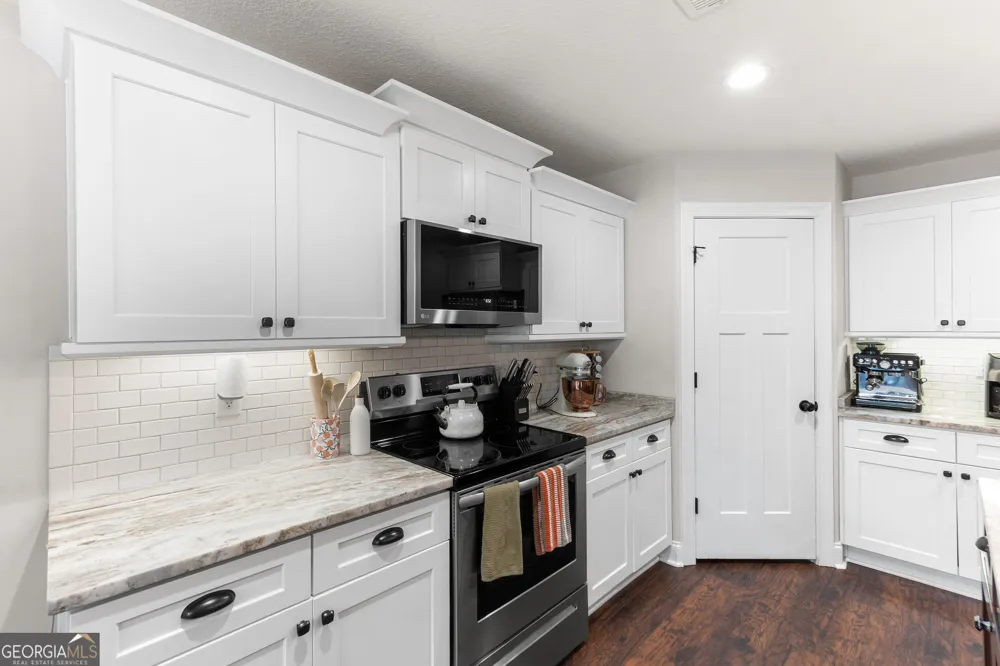 105 Avington Chase Perry, GA 31069