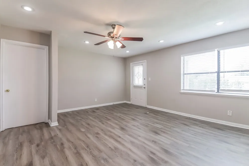 9946 Bowman Boulevard Dallas, TX 75220