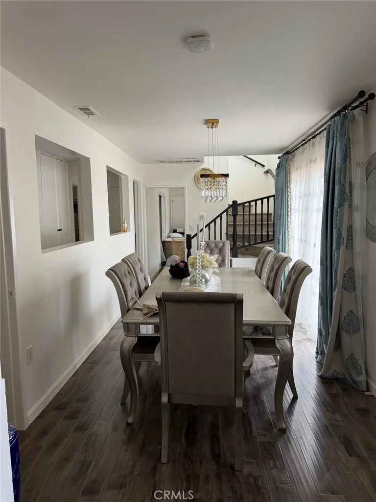 4909 Gaviota Avenue Encino, CA 91436