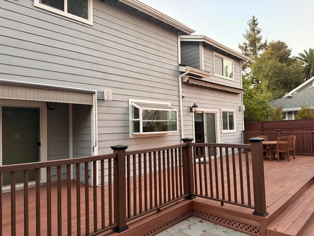 2121 Valparaiso Avenue Menlo Park, CA 94025