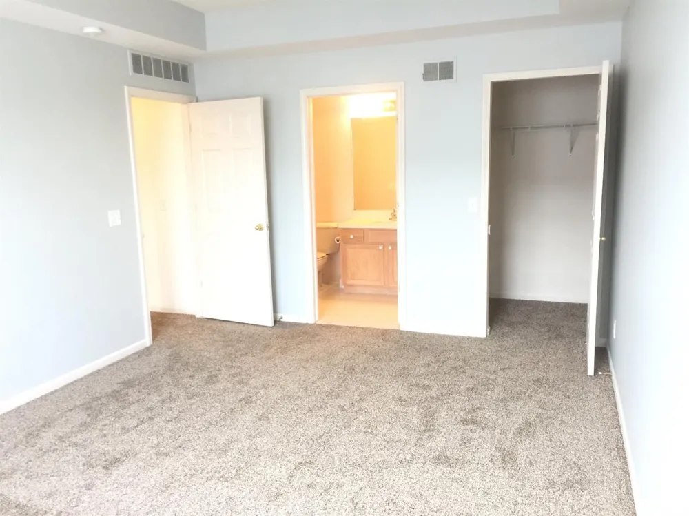 40436 Bay Harbor Lane Canton, MI 48188