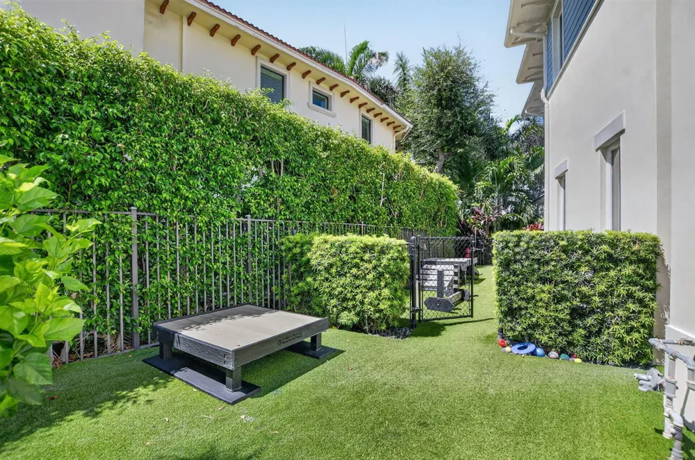 764 NE 33rd Street Boca Raton, FL 33431