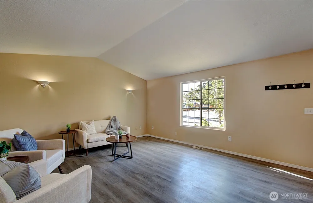 13726 NE 32nd Circle Vancouver, WA 98682