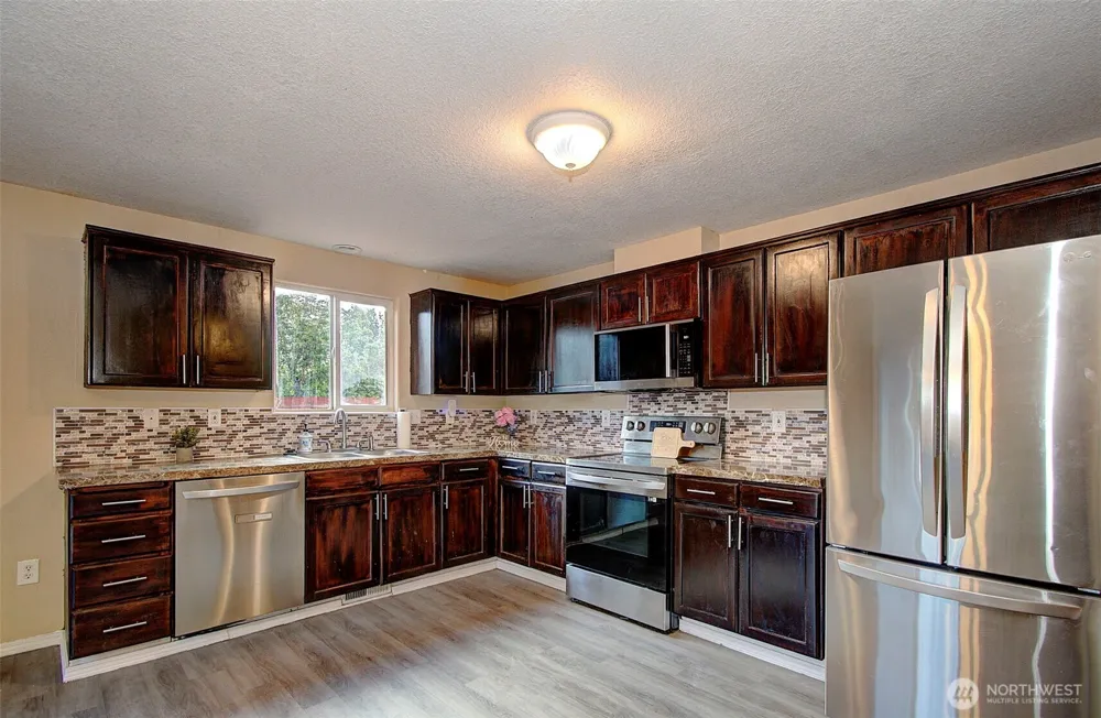 13726 NE 32nd Circle Vancouver, WA 98682