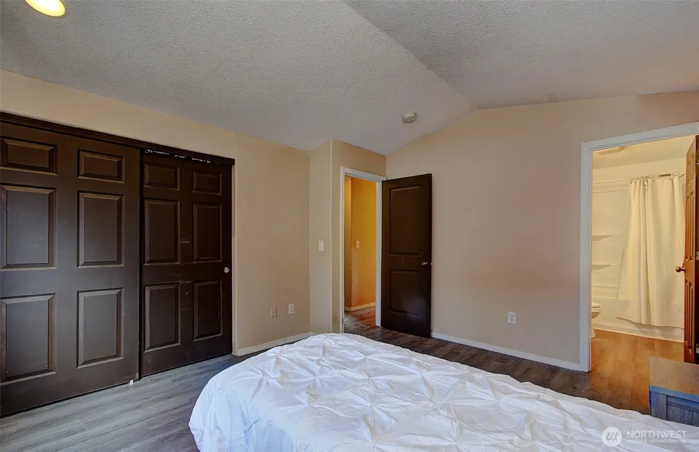 13726 NE 32nd Circle Vancouver, WA 98682