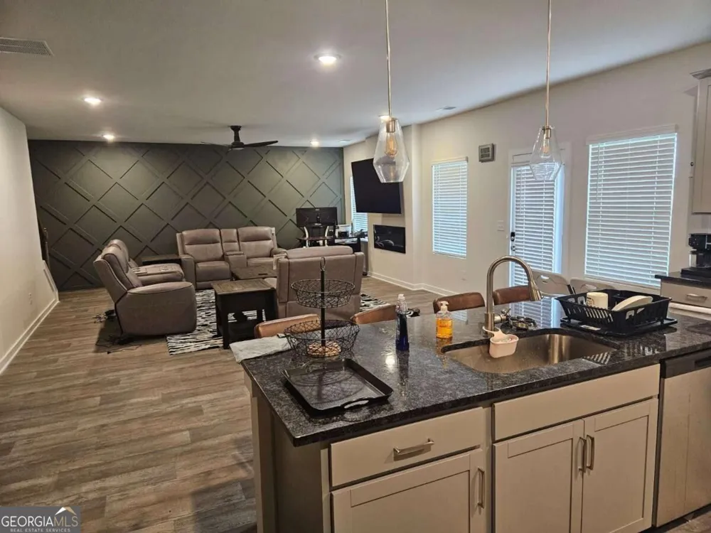 86 Jacoby DR Fairburn, GA 30213