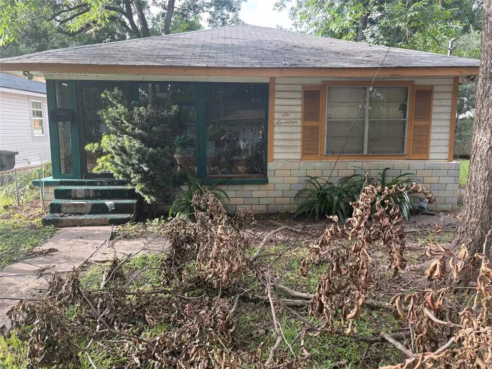 617 Kelly Street Bossier City, LA 71111