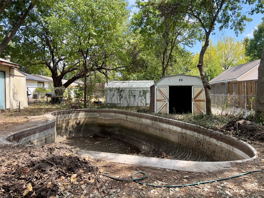 3909 Cambridge Drive Garland, TX 75043