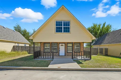 236 PRIVATE ROAD 4573