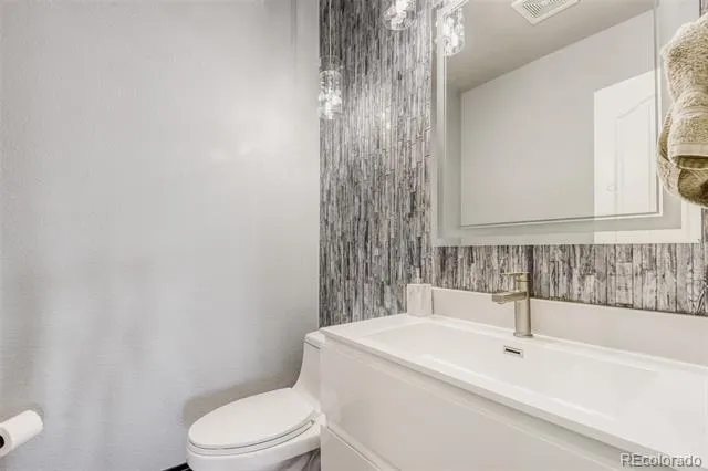 24357 E Fremont Drive Aurora, CO 80016