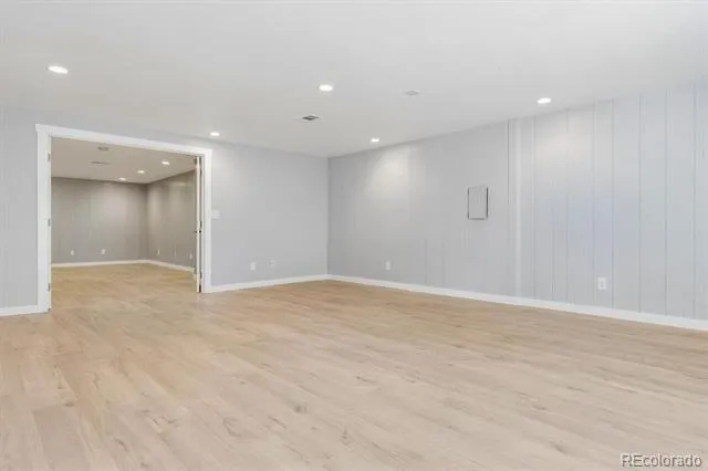 6587 S Helena Street Centennial, CO 80016