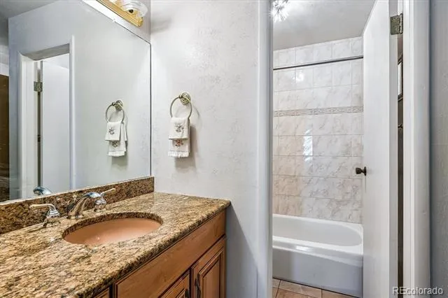 1050 S Monaco Parkway #99 Denver, CO 80224