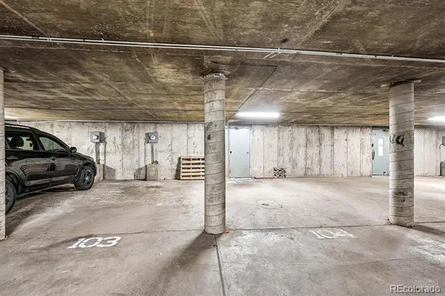 1050 S Monaco Parkway #99 Denver, CO 80224