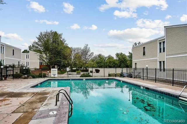 1050 S Monaco Parkway #99 Denver, CO 80224