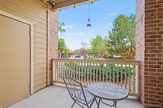 1691 W Canal Circle #1115 Littleton, CO 80120