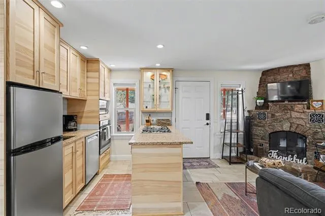 1702-1/2 W Cheyenne Road Colorado Springs, CO 80906