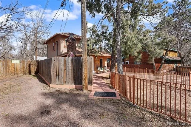 1702-1/2 W Cheyenne Road Colorado Springs, CO 80906
