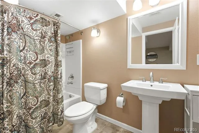 21986 E Oberlin Place Aurora, CO 80018