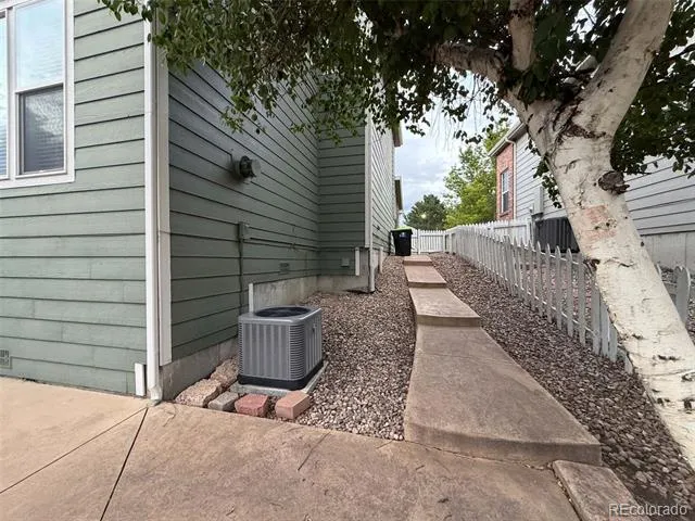 6111 S Kirk Street Aurora, CO 80016