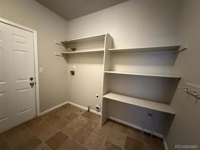 6111 S Kirk Street Aurora, CO 80016