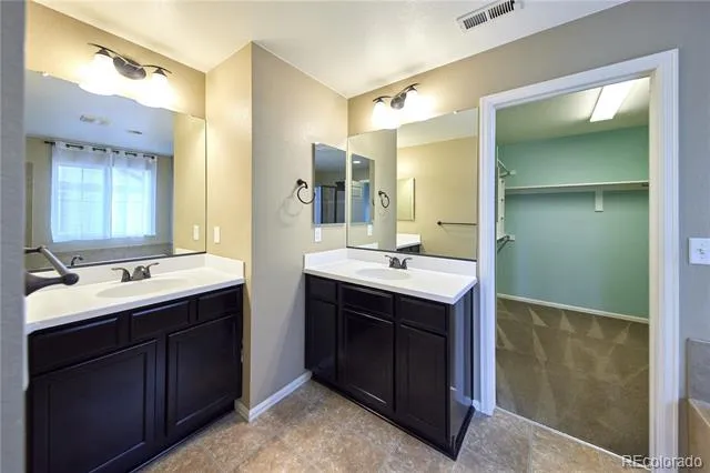25462 E 2nd Place Aurora, CO 80018
