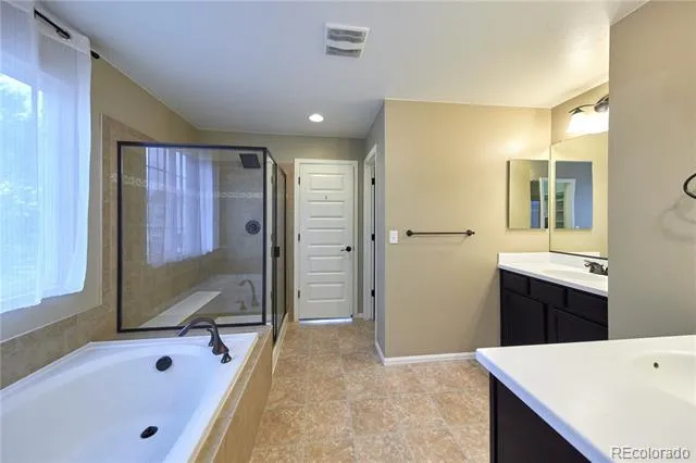 25462 E 2nd Place Aurora, CO 80018