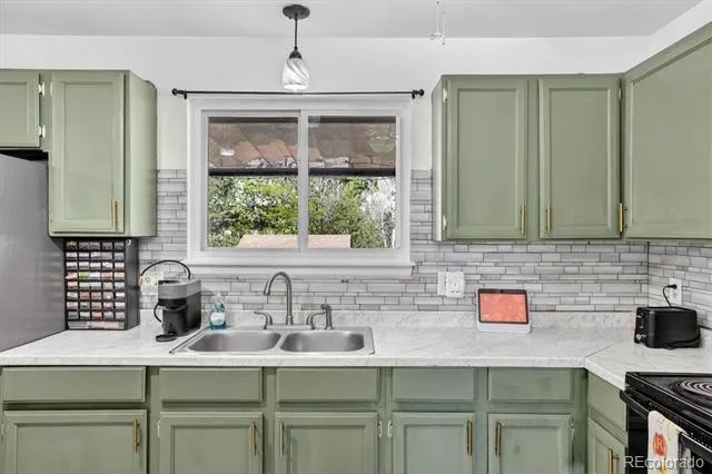 9334 Bellaire Street Thornton, CO 80229