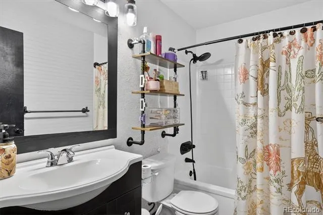 9334 Bellaire Street Thornton, CO 80229