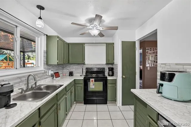 9334 Bellaire Street Thornton, CO 80229