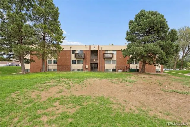 3633 S Sheridan Boulevard #17 Denver, CO 80235