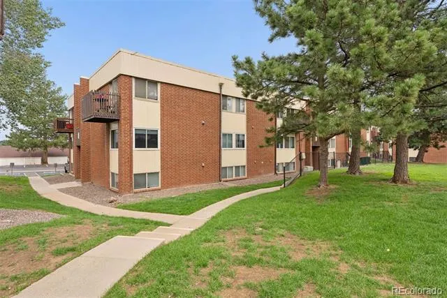 3633 S Sheridan Boulevard #17 Denver, CO 80235