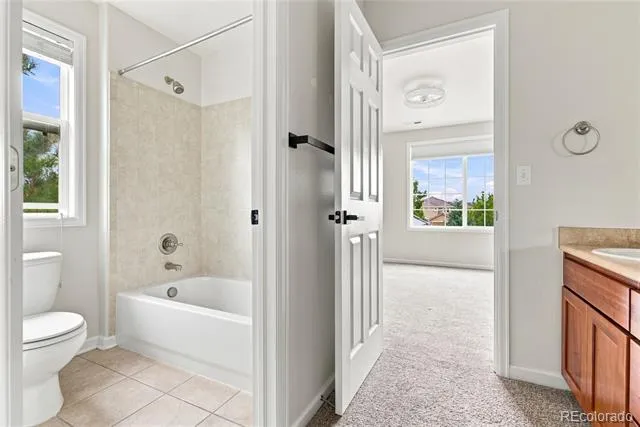 5940 S Mobile Court Aurora, CO 80016