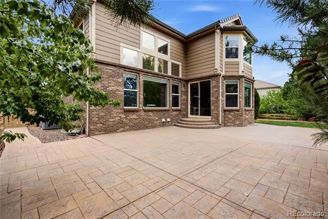 5940 S Mobile Court Aurora, CO 80016