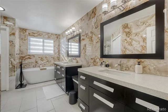 5285 S Jebel Way Centennial, CO 80015