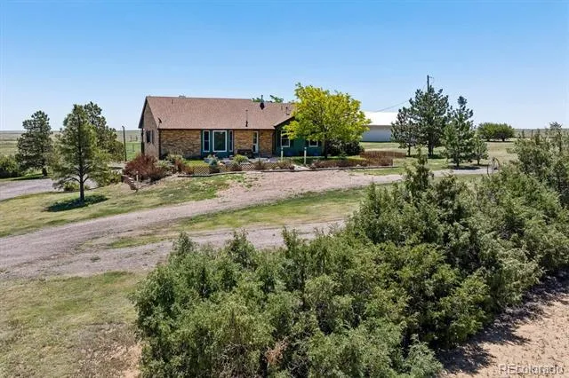 45412 Sun Country Drive Elizabeth, CO 80107