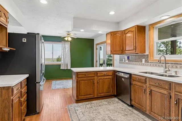 45412 Sun Country Drive Elizabeth, CO 80107