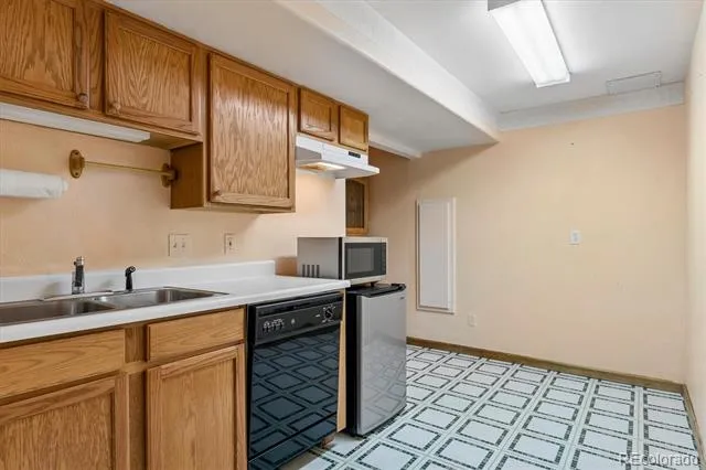 45412 Sun Country Drive Elizabeth, CO 80107