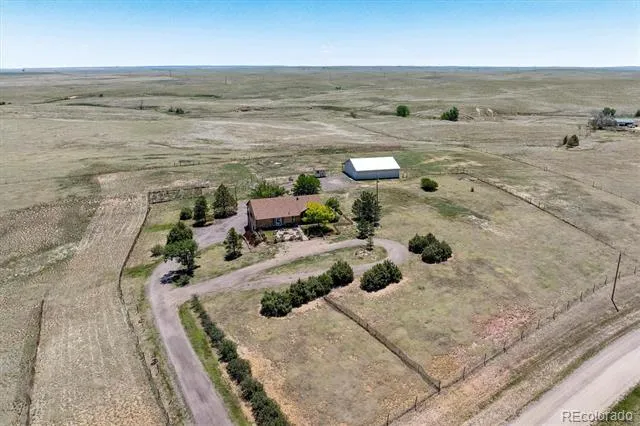 45412 Sun Country Drive Elizabeth, CO 80107
