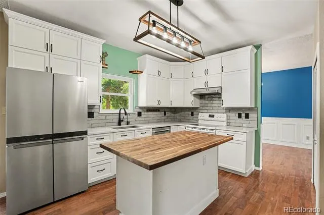 8640 Massey Circle Colorado Springs, CO 80920