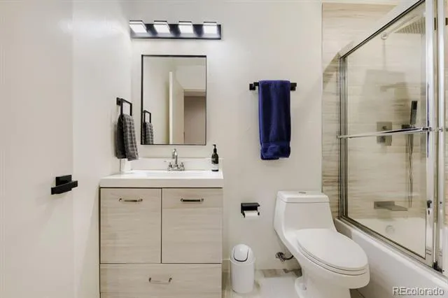 6556 S Adams Court Littleton, CO 80121