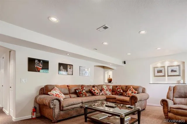 3025 S Yampa Way Aurora, CO 80013