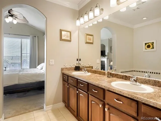 10134 Bluffmont Lane Lone Tree, CO 80124