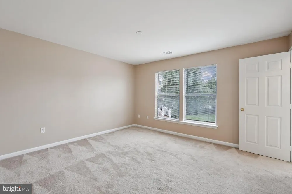 20590 CORNSTALK TERRACE #202 Ashburn, VA 20147
