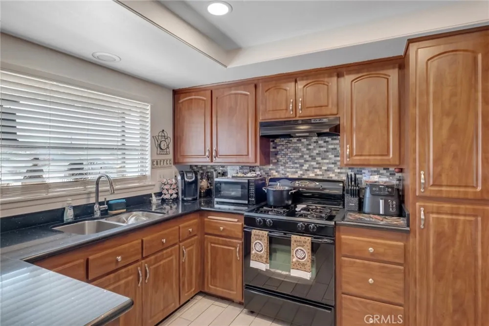 8150 Minstead Hesperia, CA 92345