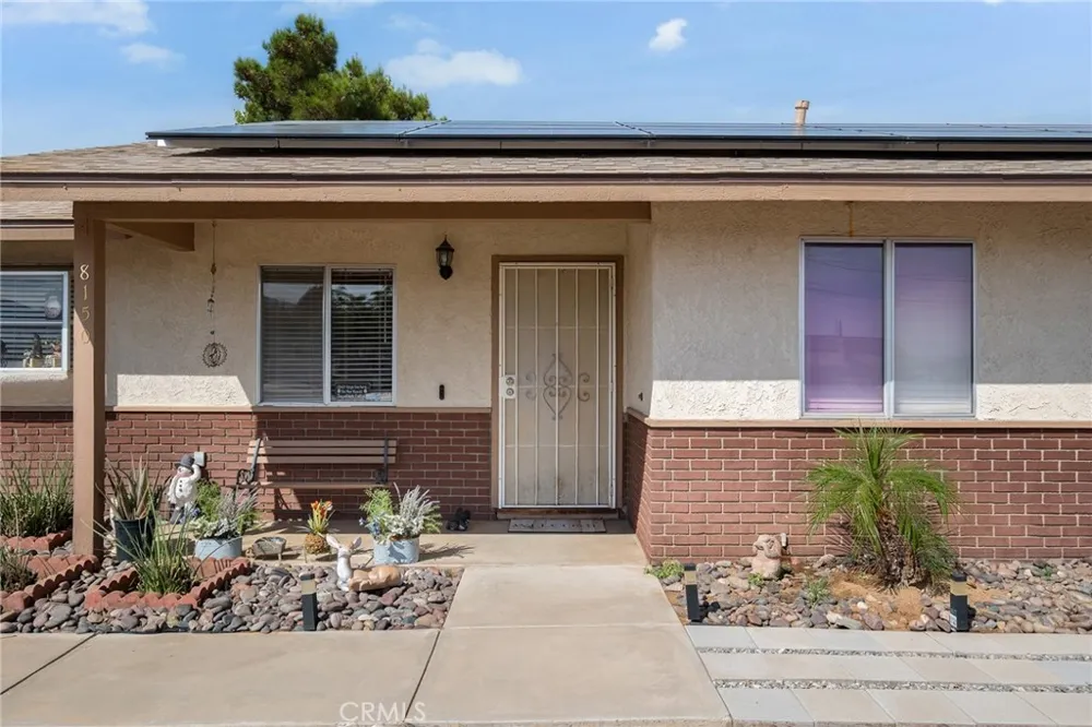 8150 Minstead Hesperia, CA 92345