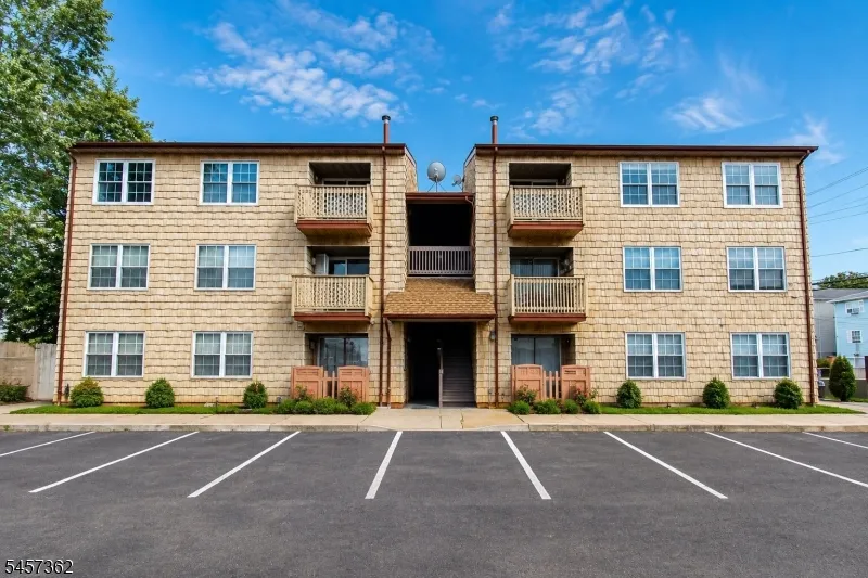 58 S 2nd St #2A Unit 2A Elizabeth City, NJ 07206