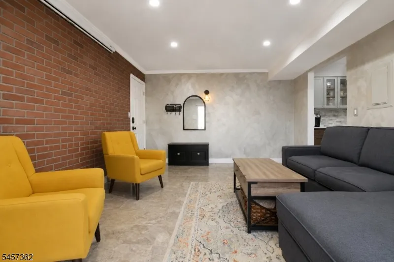 58 S 2nd St #2A Unit 2A Elizabeth City, NJ 07206