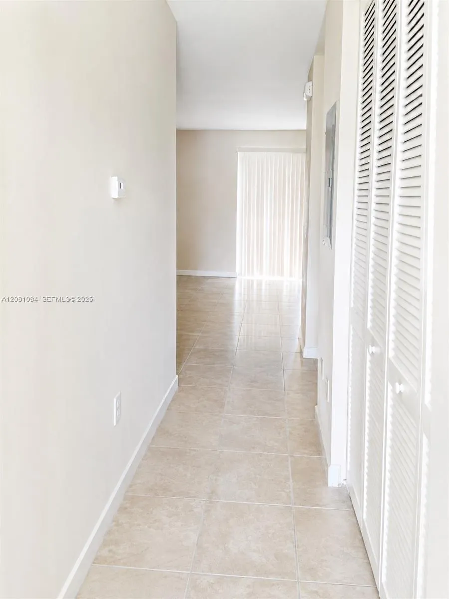 230 SE 29th Ave #1 Homestead, FL 33033