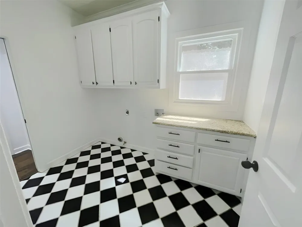 3813 E 99th Place Tulsa, OK 74137