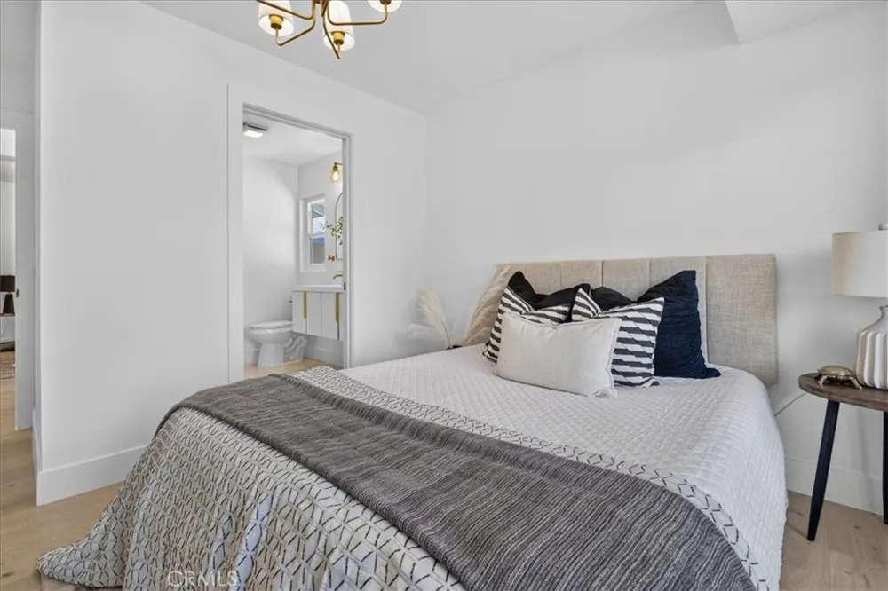 8611 Elmer Garden Grove, CA 92841